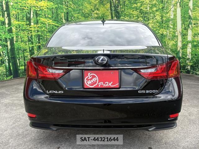 Lexus GS 2015-09 8354837-2