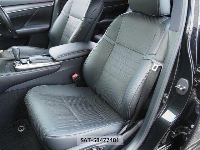 Lexus GS 2019-10 8562406-11
