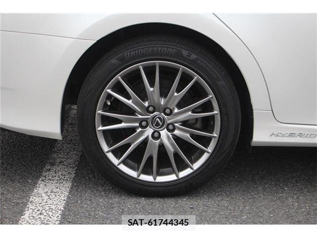 Lexus GS 2019-11 8743376-16