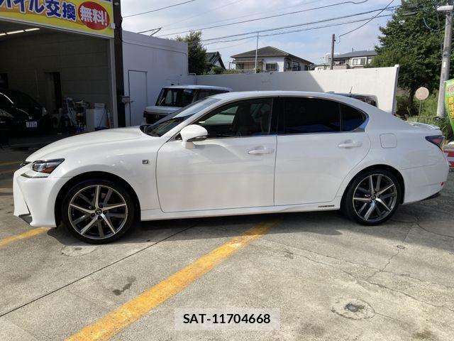 Lexus GS 2017-06 8829932-10