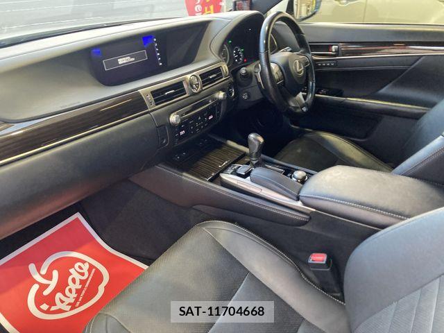 Lexus GS 2017-06 8829932-15