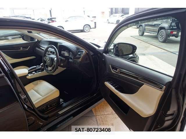 Lexus GS 2017-06 4421734-16