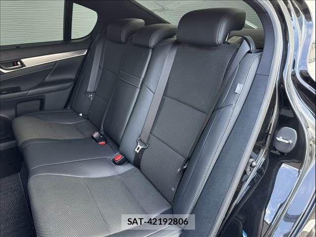Lexus GS 2013-10 6682724-23