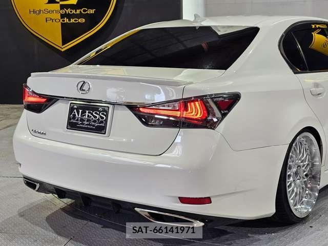 Lexus GS 2012-03 6815676-14