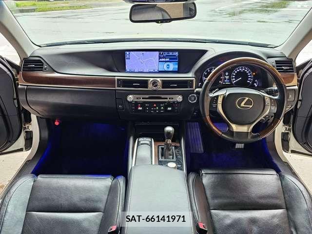 Lexus GS 2012-03 6815676-17