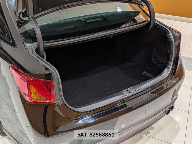Lexus GS 2012-01 7358473-16