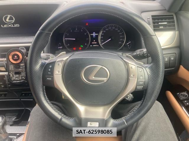Lexus GS 2012-01 7877326-16