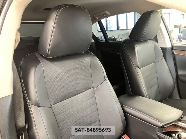 Lexus GS 2017-10 7962378-19