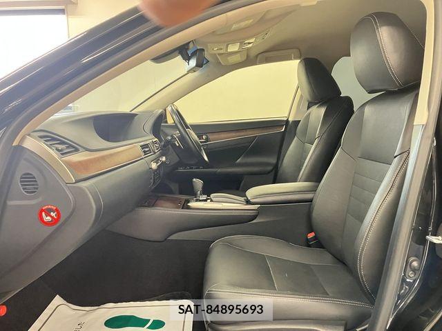 Lexus GS 2017-10 7962378-23