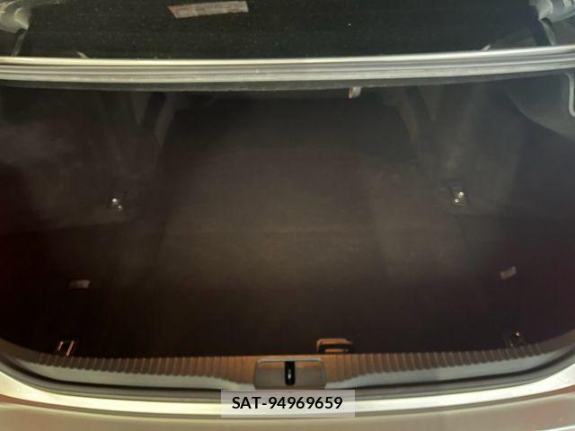 Lexus GS 2015-11 8366707-10