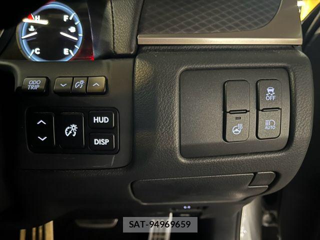 Lexus GS 2015-11 8366707-17