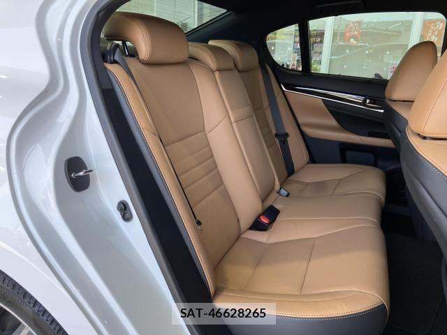 Lexus GS 2016-07 8371796-19