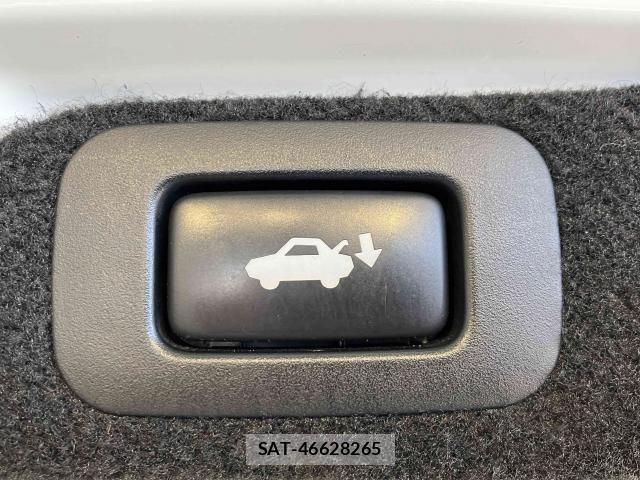 Lexus GS 2016-07 8371796-21
