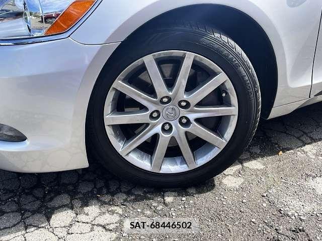 Lexus GS 2006-05 8829933-3