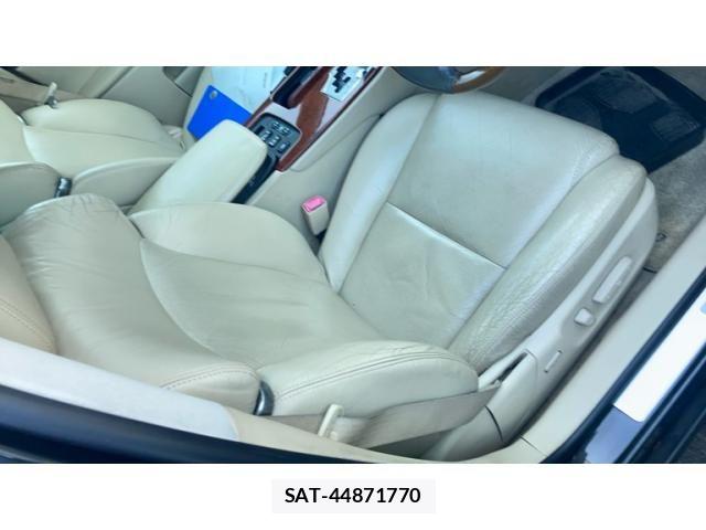 Lexus GS 2011-03 8883837-9