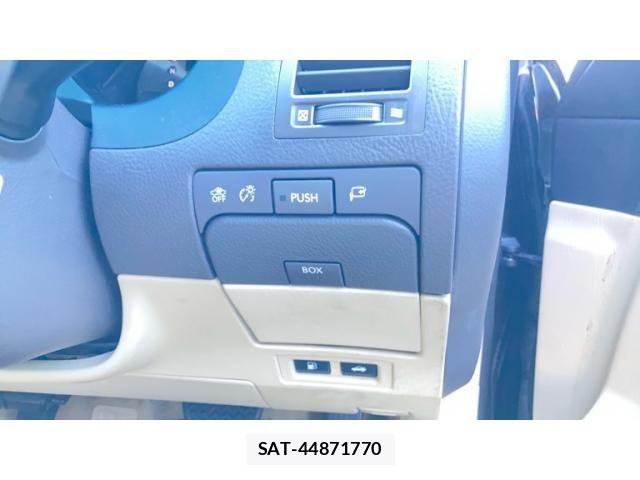 Lexus GS 2011-03 8883837-16