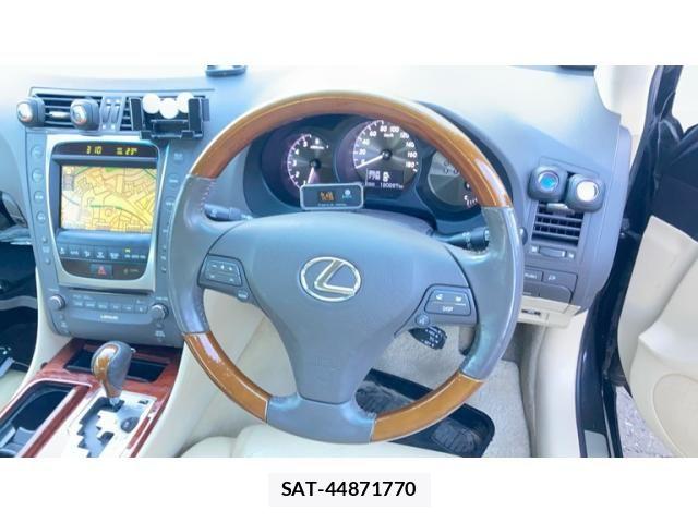 Lexus GS 2011-03 8883837-17