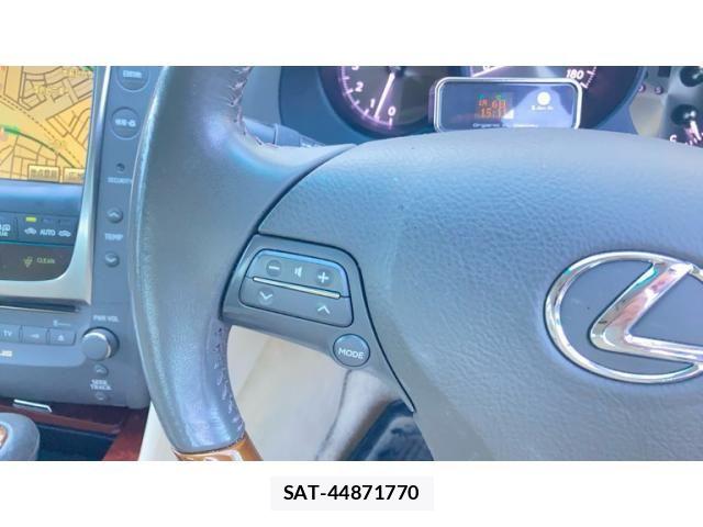 Lexus GS 2011-03 8883837-18