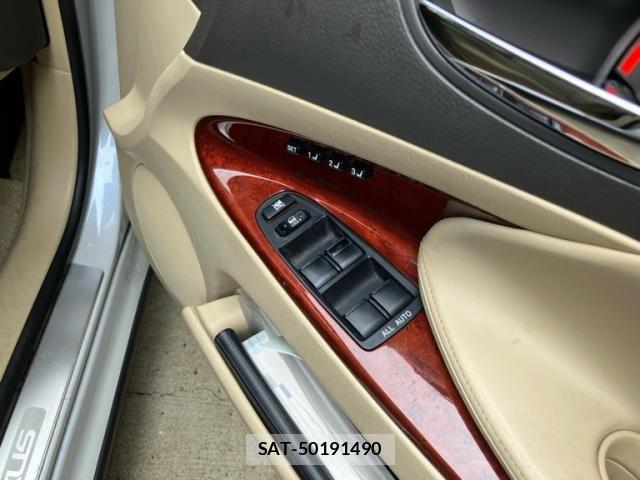 Lexus GS 2005-09 8829934-15
