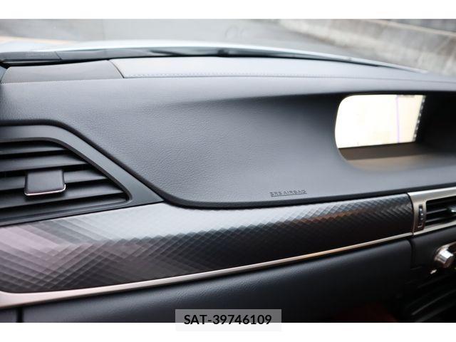 Lexus GS 2019-01 1413209-21
