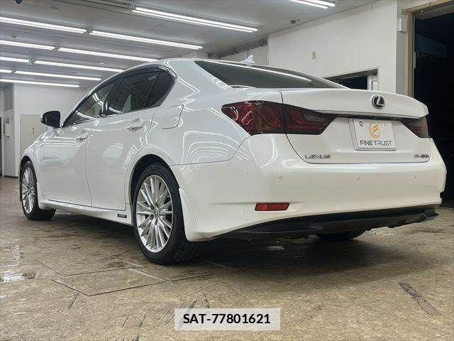 Lexus GS 2012-05 4371517-18