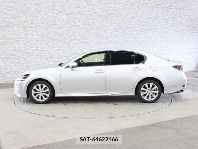 Lexus GS 2016-04 6216355-12
