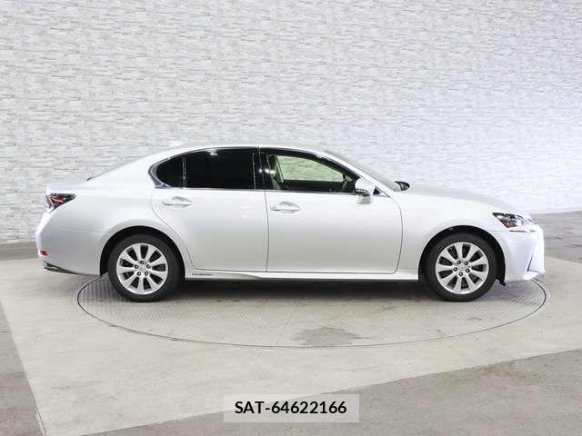 Lexus GS 2016-04 6216355-13