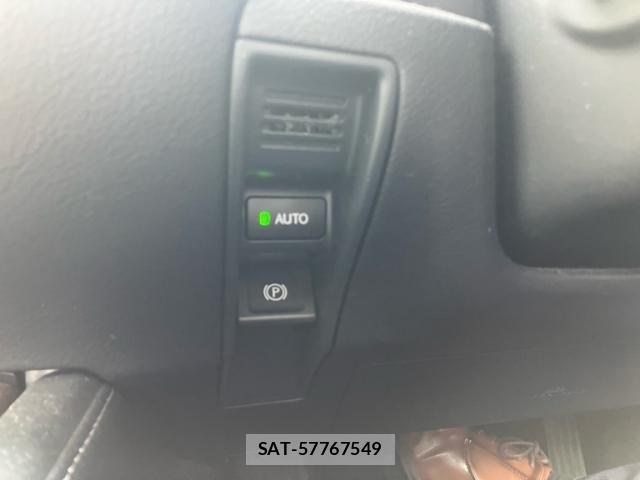 Lexus GS 2012-04 6276702-23