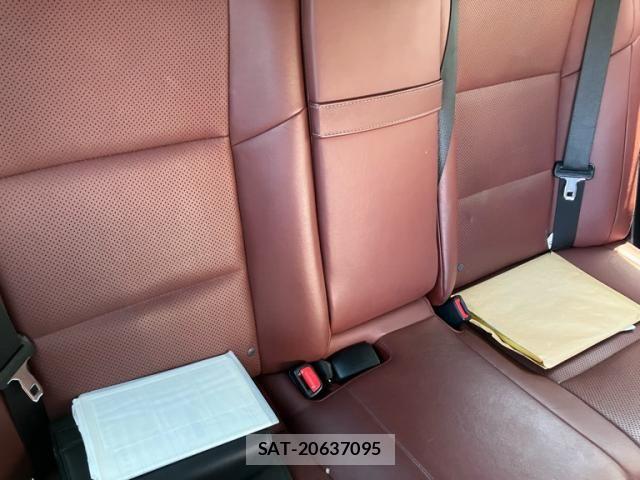 Lexus GS 2012-03 6907662-17