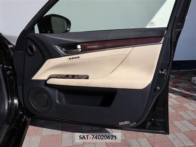 Lexus GS 2013-04 6995006-22