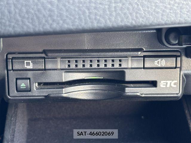 Lexus GS 2012-06 7220889-12