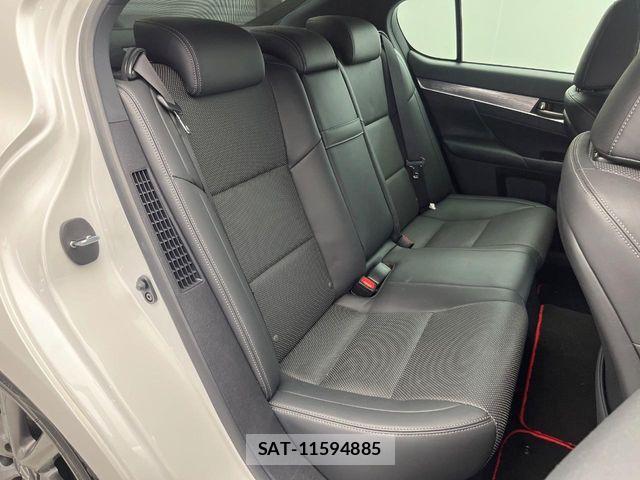 Lexus GS 2013-07 7455367-11