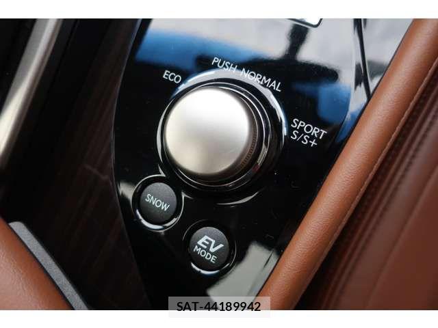 Lexus GS 2013-07 7877331-18