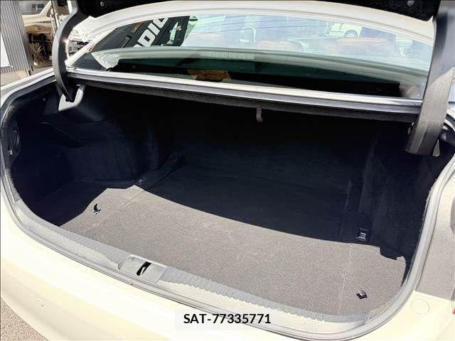 Lexus GS 2012-04 8230606-10