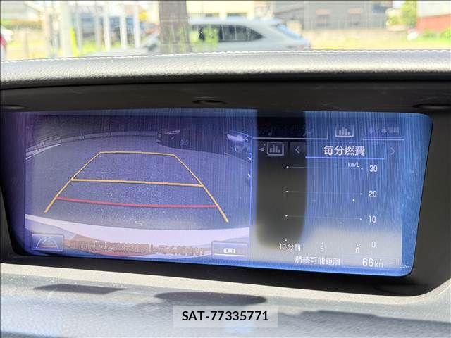 Lexus GS 2012-04 8230606-11
