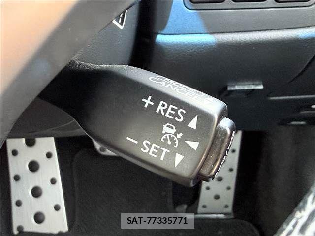 Lexus GS 2012-04 8230606-27