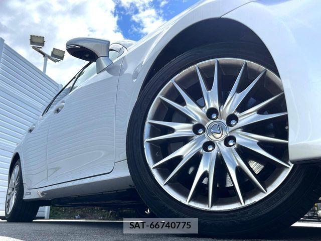 Lexus GS 2014-03 8366709-17