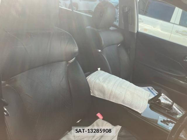 Lexus GS 2011-08 8371797-13