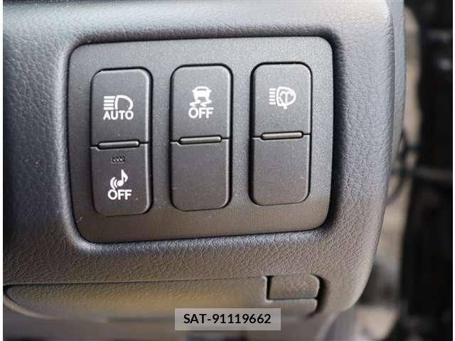 Lexus GS 2012-04 8413266-15