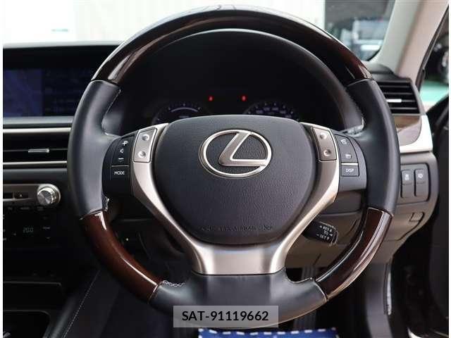 Lexus GS 2012-04 8413266-18