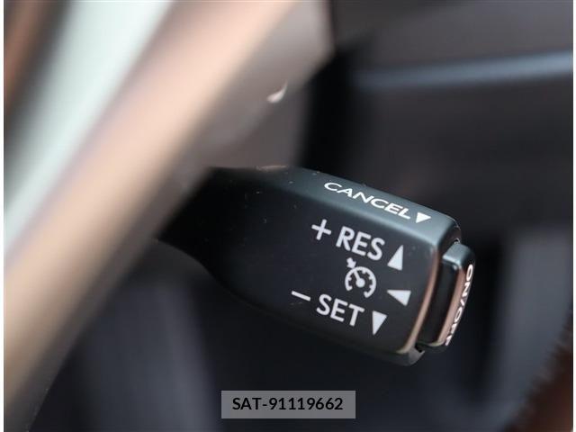Lexus GS 2012-04 8413266-22