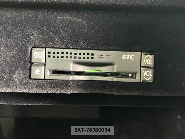 Lexus GS 2010-08 8413263-13