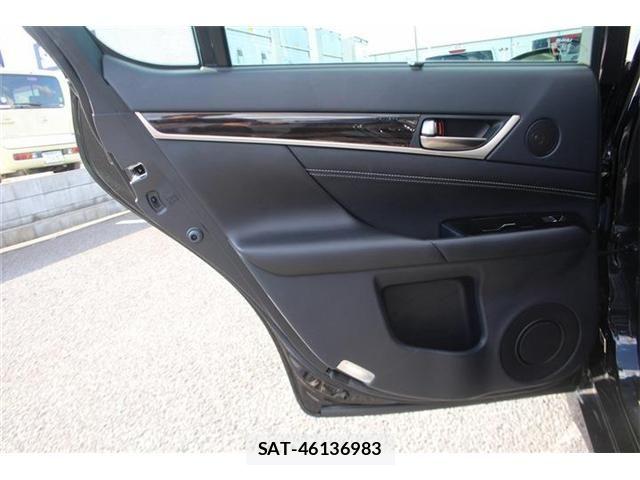 Lexus GS 2016-05 8525491-26