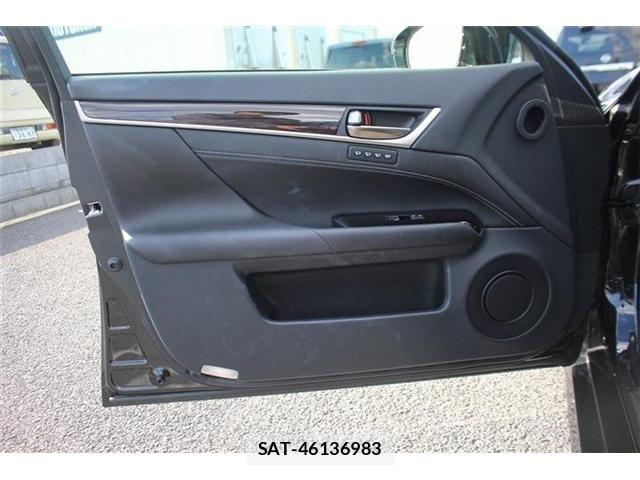 Lexus GS 2016-05 8525491-27