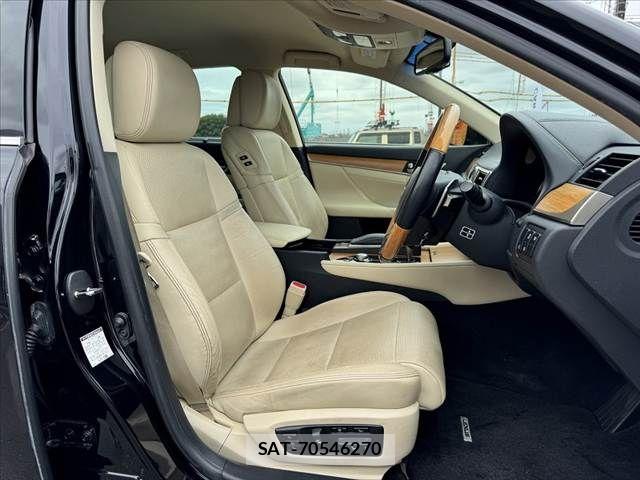 Lexus GS 2012-10 8743388-15