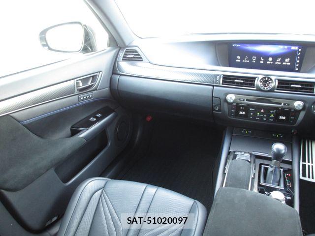 Lexus GS F 2017-08 7392663-22