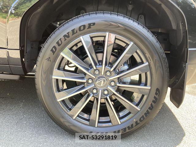Lexus GX 2025-10 1429123-27