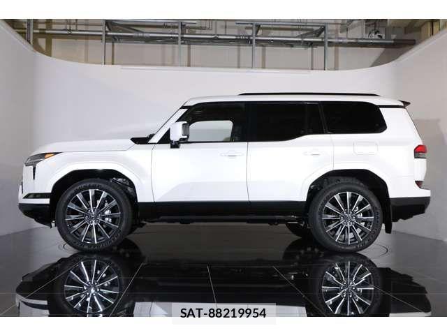 Lexus GX 2025-08 1445978-3