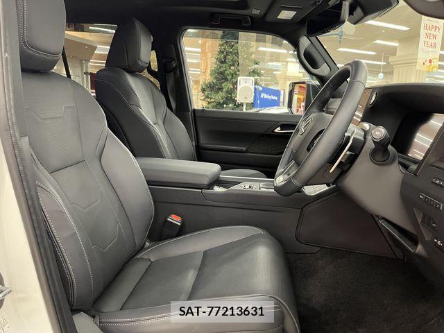 Lexus GX 2025-06 3377750-3
