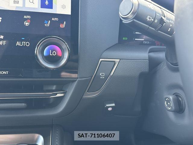 Lexus GX 2025-09 7220903-12
